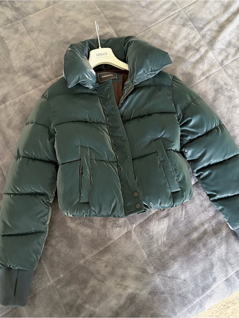 NWOT BCBG MAX AZRIA CROPPED PUFFER